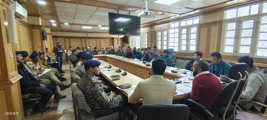 DDMAKinnaur's tweet photo. On dated 14th Nov 2024 a meeting was held on winter preparedness under the chairmanship of worthy Deputy Commissioner Kinnaur with Line departments https://t.co/xRxwC6qFSA