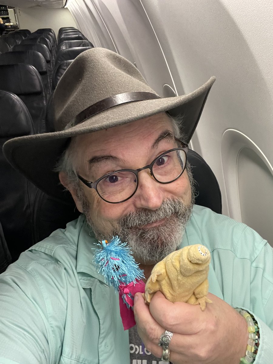 markowenmartin's tweet photo. Here goes. Next stop Chicago. Then Pittsburgh. Then #ASMCUE #MicrobialMascots. https://t.co/JQXs28w93Q