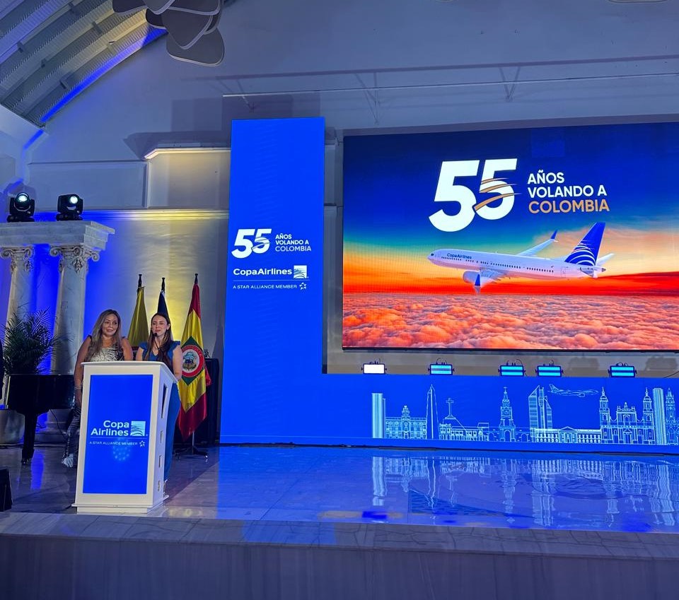 AnatoNacional's tweet photo. ➡️Desde ANATO Nacional, su presidente ejecutiva, @PaulaCortesC, la Junta Directiva Nacional y las #AgenciasdeViajes Asociadas, le otorgaron un reconocimiento a @CopaAirlines en su aniversario número 55 de operaciones en nuestro país. Exaltamos su labor al permitir la conexión de los colombianos hacia diferentes países. ¡Felicitaciones! 👏👏👏
@PaulaCortesC