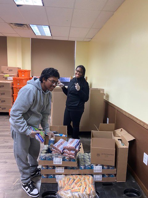 Our Saviour Lutheran School (@therealosl) on Twitter photo OSL students are volunteering with our community partners at <a href="/PantryEdmnyc/">everydayisamiracle</a> this November. Service Learning is a MUST at OSL and it’s a great chance for us to bond together and help others.
Join us in combating hunger in the Bronx community! OSL students are volunteering with our community partners at <a href="/PantryEdmnyc/">everydayisamiracle</a> this November. Service Learning is a MUST at OSL and it’s a great chance for us to bond together and help others.
Join us in combating hunger in the Bronx community!