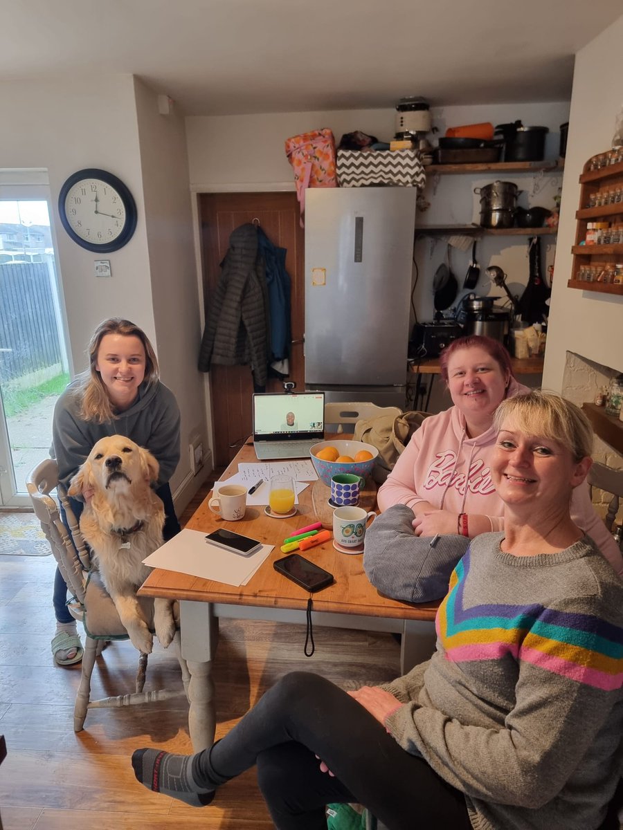 Kitchen table planning for our #Nottingham meetup...

Goodest contribution award goes to Douglas (of course) 🐶

homecarewg.org/event-details-…