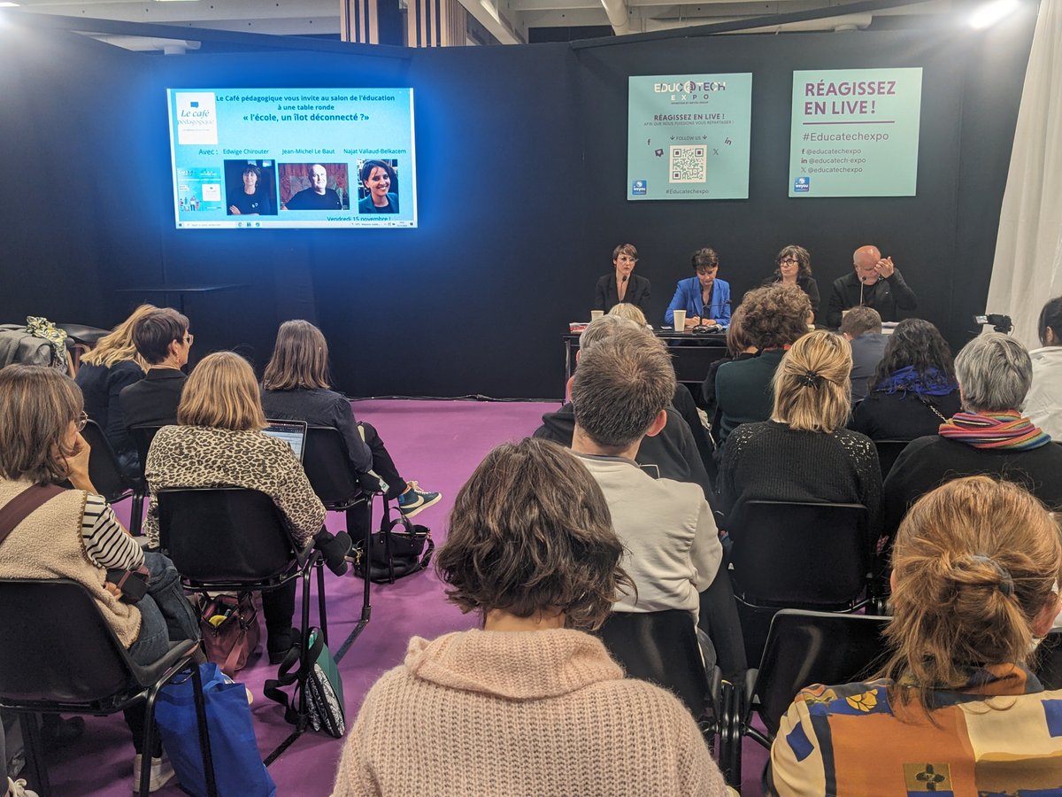 educatechexpo's tweet photo. L'école, un îlot déconnecté ? Une table ronde passionnante organisée par le @cafepedagogique pour bien terminer ces 3 jours à #EducatechExpo. Djéhanne Gani donne la parole à @EdwigeChirouter, @najatvb et @jmlebaut 💬 "L'éducation au #numérique passe par l'éducation à l'empathie" https://t.co/GVU43J2dbQ