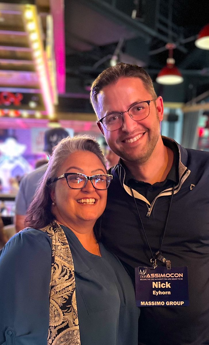 nickeyhorn's tweet photo. On of my favorite pictures of the entire conference. @TheMoRegalado thankful for every time we catch up. I come away laughing, encouraged, and a little bit better. #MassimoCon https://t.co/ailpkE8jWj