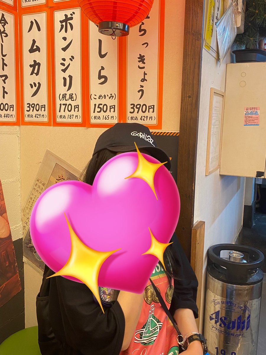 ENGI2828's tweet photo. なんと、我とタキちゃんはジェイミーが座っていたあの席に座ったのじゃよ、、、まさか一発で店舗当てるとは思わなかった😭🥲ほんと奇跡以外のなんでもない😭😭😭😭💕💕🩷

それがちょっと前の私たちのハイライト♡ https://t.co/oAkXB1C5tC