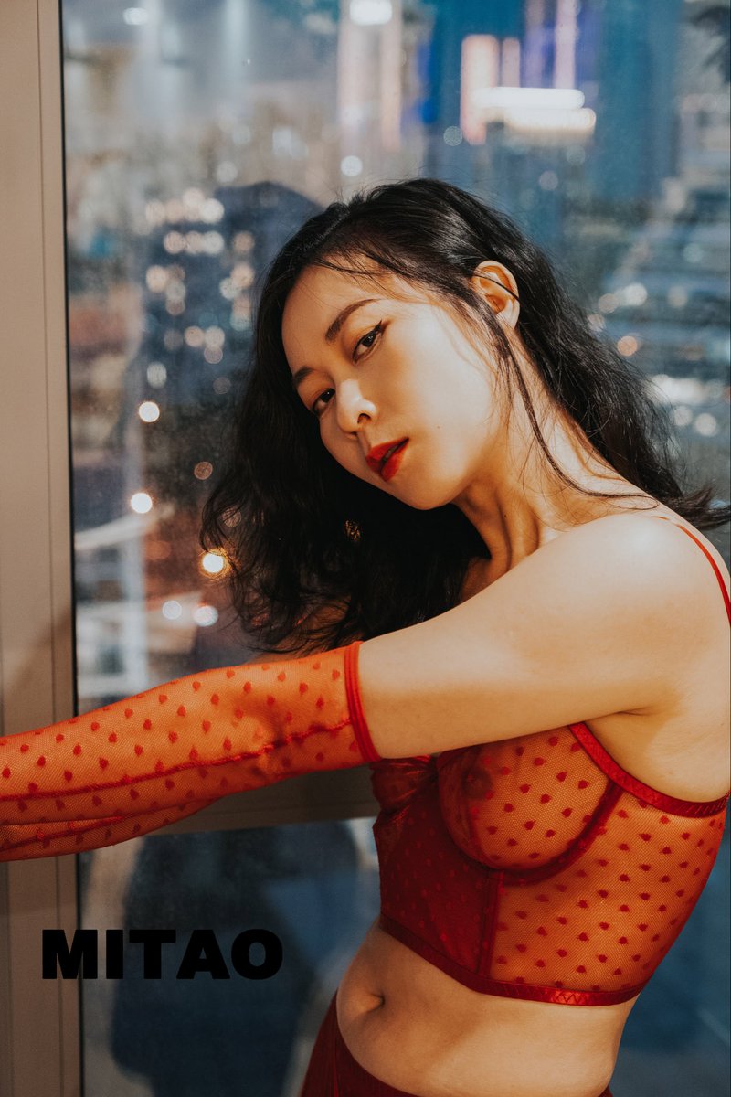 可模可摄
北上广深杭，附近城市都可约拍请私信。
艺术摄影作品无不良引导，不卖图，无低俗意图。
投稿 @wqganenshi_ @cuteeeee11 @jiumc86 @XXman61101766 @euteeeee 
#私房模特 #SM  #人体 #广州约拍 #深圳约拍 #北京约拍 #上海约拍 #黑丝 #翘臀 #珠海约拍  #杭州约拍 #丝袜 #模特 #吊带丝袜 #私房 https://t.co/5e9DxiMIdF