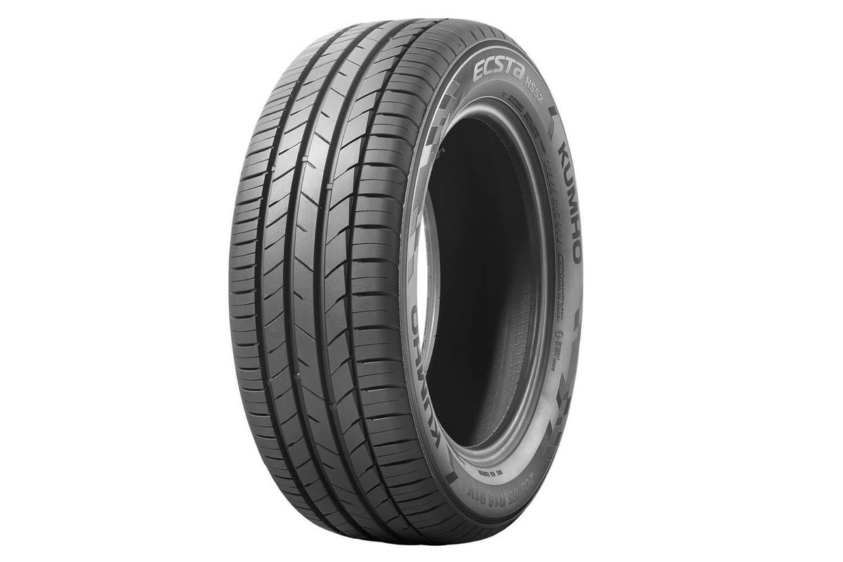 webcgnet's tweet photo. クムホの「エクスタHS52」をご存じですか? フォルクスワーゲンにおけるクムホの新車装着率が高まっています。(関 顕也) #クムホ #フォルクスワーゲン #パサート #シュコダ #ECSTA #HS52 https://t.co/QFSaW5PpRH https://t.co/xNXLKY9aGv