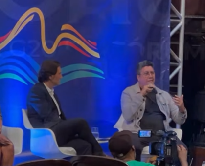 Ricvill's tweet photo. A IA é democrática e transforma de pequenas a grandes empresas. O desafio é vencer a barreira cultural e aplicar IA com eficiência e sustentabilidade. Foi um prazer compartilhar sobre isso na Alerj no fórum G20! #InteligenciaArtificial #Inovação #iA 

https://t.co/DUA8dDQ2m2 https://t.co/F2P8SW8QOq