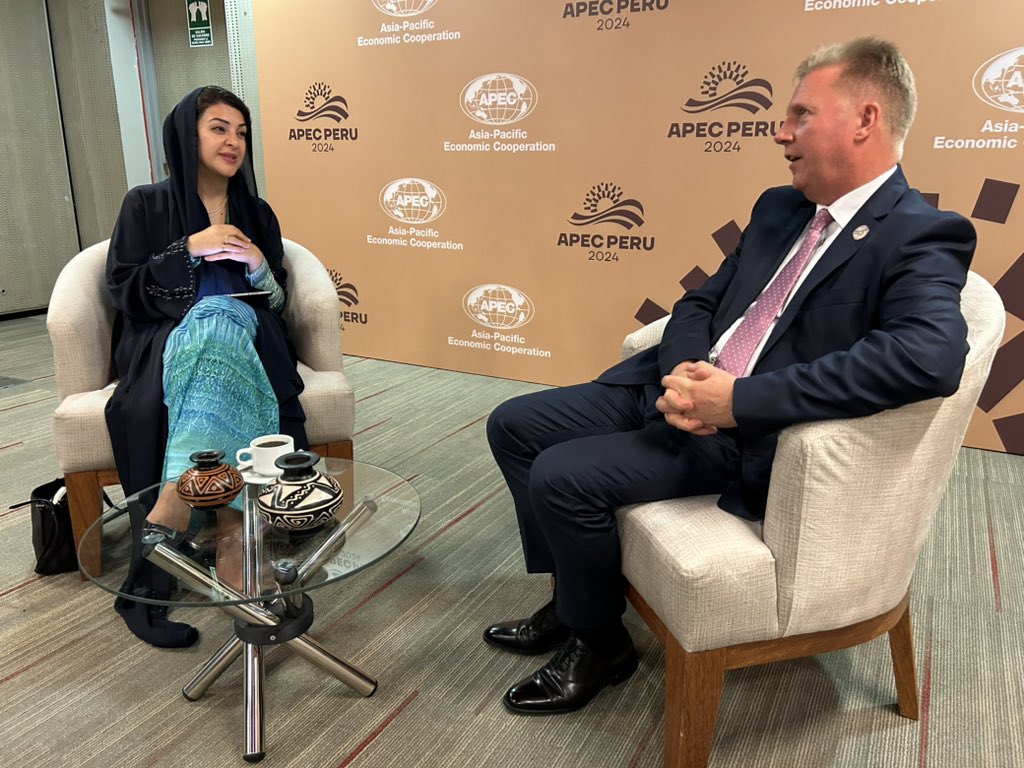 Todd McClay (@toddmcclaymp) on Twitter photo Fantastic to catch up with <a href="/Reem_Al_Hashimy/">Reem Al Hashimy</a> of the UAE 🇦🇪 we discussed implementation of our recently concluded trade deal and all the ways we can continue to grow trade between our two countries. Fantastic to catch up with <a href="/Reem_Al_Hashimy/">Reem Al Hashimy</a> of the UAE 🇦🇪 we discussed implementation of our recently concluded trade deal and all the ways we can continue to grow trade between our two countries.