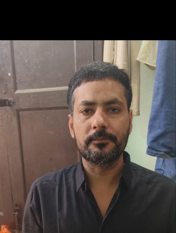 आशुतोष पांडे #uppsc के अभ्यर्थी एवं छात्र जो कि लोक सेवा आयोग के विरुद्ध आंदोलन में शामिल थे उनको प्रयागराज प्रशासन द्वारा कल से बंधक बना कर बेवजह परेशान किया जा रहा। महाशय इस मामले को तत्काल संज्ञान में ले।
<a href="/Uppolice/">UP POLICE</a>