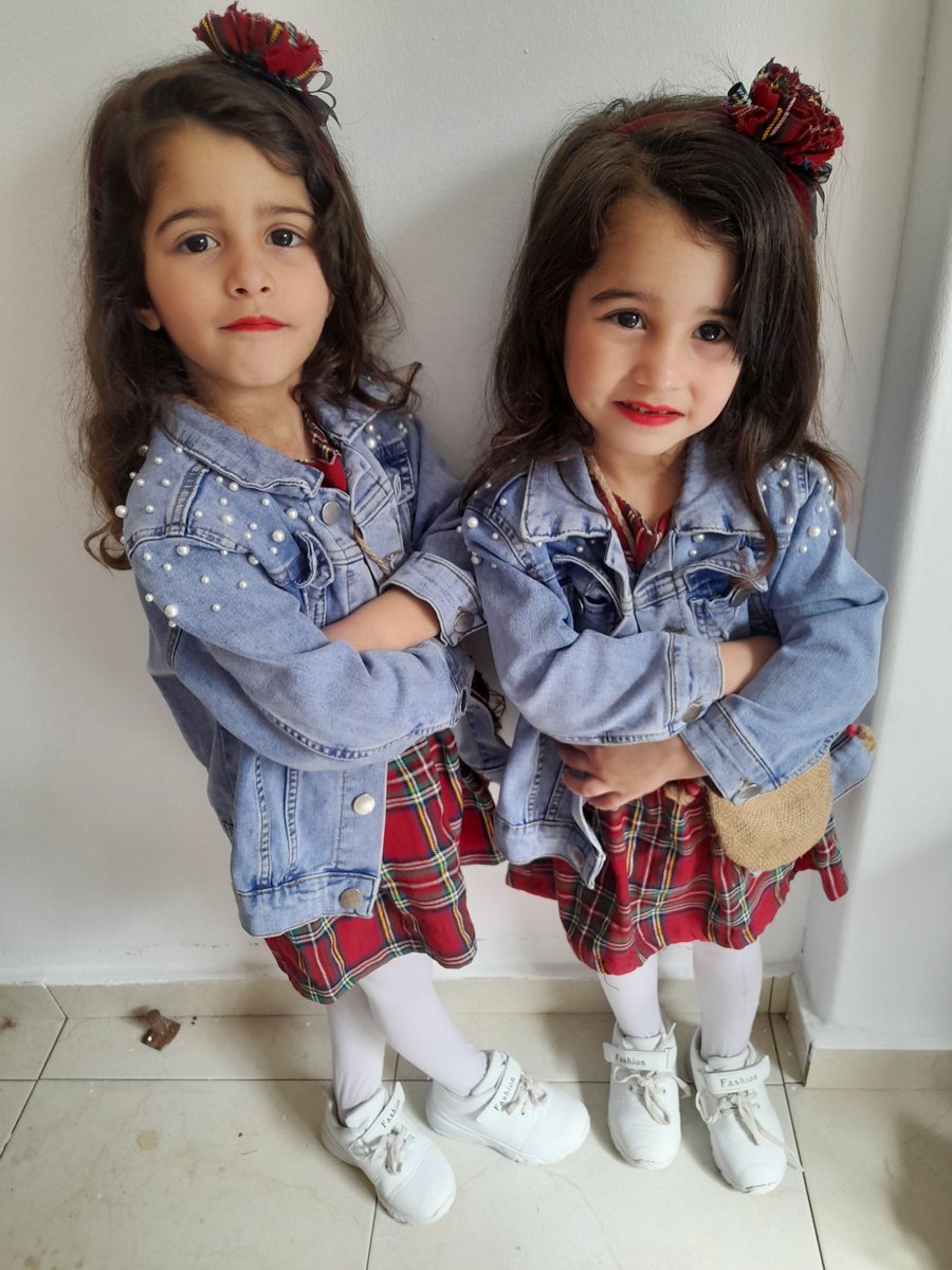 SuhailM27961's tweet photo. I want to die in Gaza. I'm not very interested in my life, but please don't let me see my baby sisters die in front of me. Please help us evacuate them from Gaza. I need a lot of money to get out to safety.  Please donate and share the campaign.
@Louis_Allday @crystalbennes https://t.co/5I06eZea3k