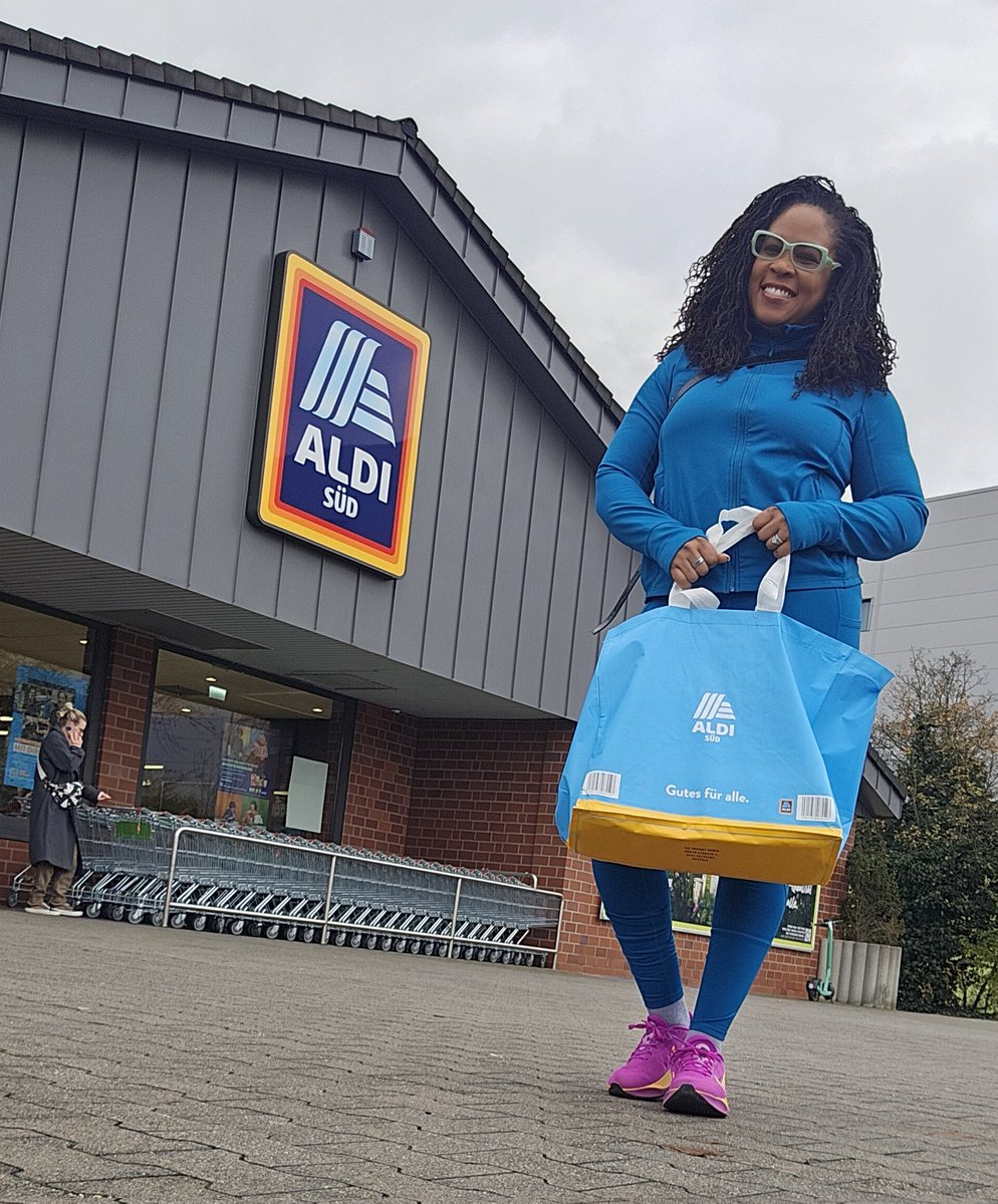 IceColdFancy's tweet image. Copped the family some souvenirs from the real Aldi in Germany. Lol!