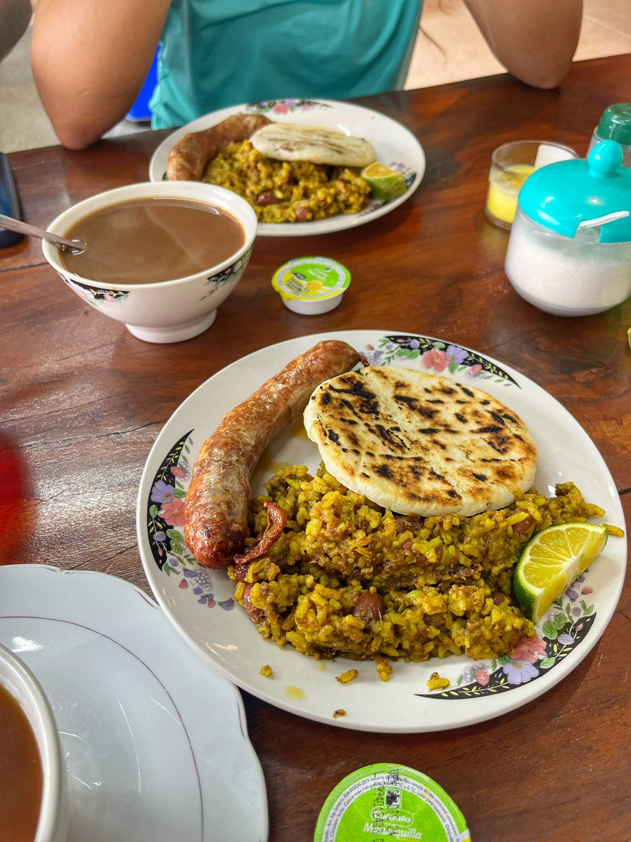 Ángeles tweet media