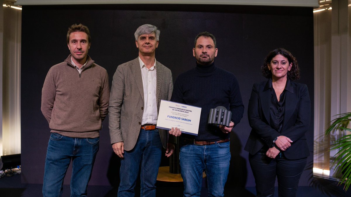 🏆 Digitalitza't, de la Fundació #Sargim, guanya el #Premi a la Integració Social a través de la Digitalització 2024, que iSocial conedeix juntament amb
<a href="/graustic/">GRAUSTIC</a>!  
La iniciativa redueix l'escletxa digital i empoderar joves en situació d'exclusió.  Enhorabona als guanyadors! 👏