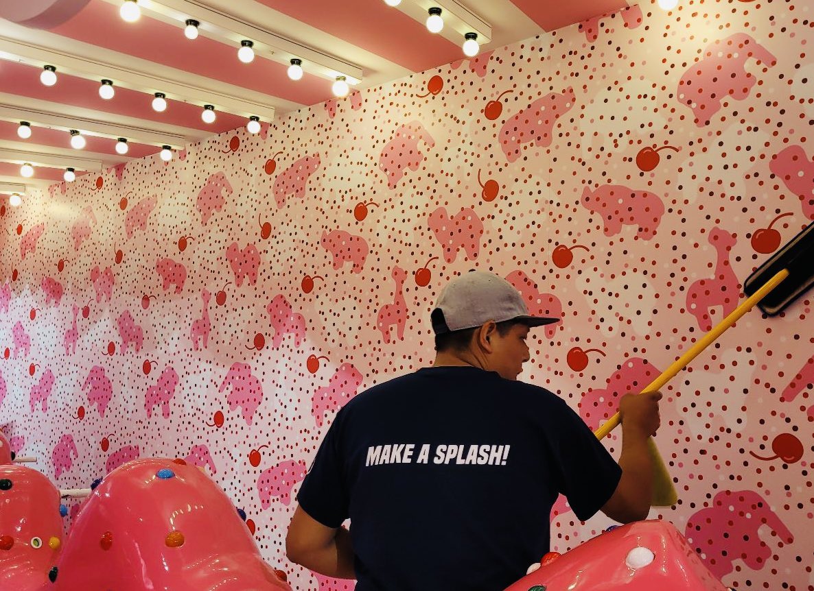 Don’t Overlook the Walls!
.
Walls are the unsung heroes of your space—they surround you every day but often get forgotten when it comes to cleaning.
.
Our clients deserve Fresh Vibes, Healthier Environments, Positive Impressions.
.
#FreshWallsFreshFeels