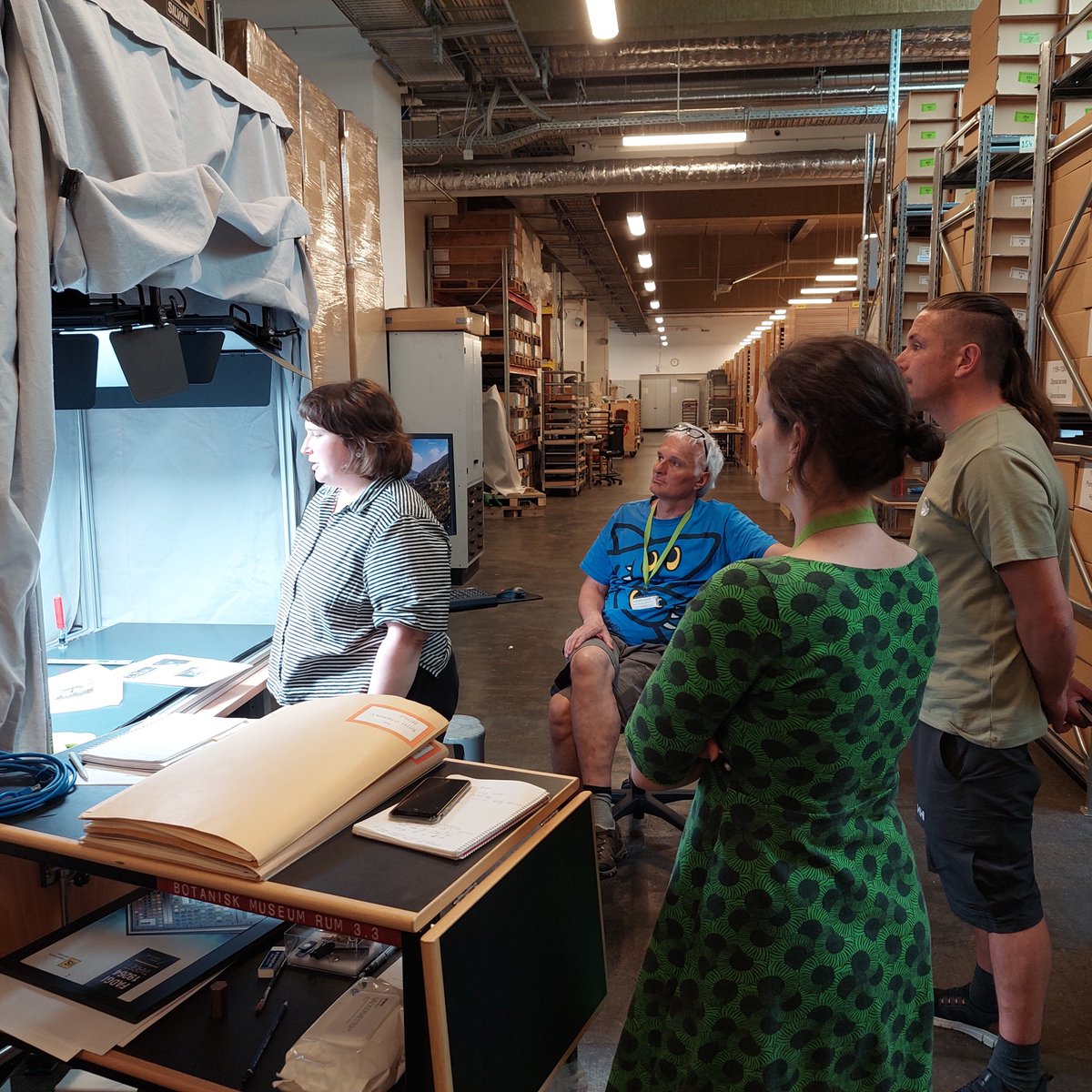 We recently had herbarium sheet digitisation training at the #Herbarium in Copenhagen 🌿📷 Now we can be more efficient in #digitising the collections.