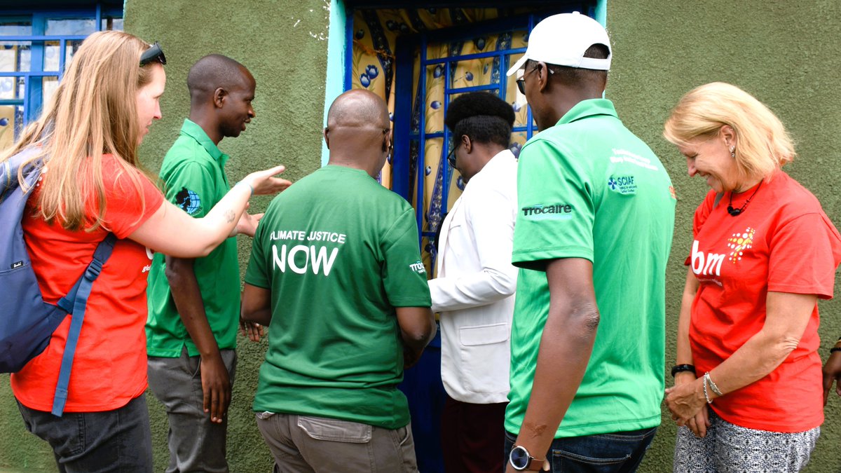 KarongiDistr's tweet photo. Mu karere ka Karongi hatashywe inzu 74 zirimo izubatswe kuva hasi n’izasanwe n’umuterankunga @DuterimbereO  ku nkunga ya @trocaire . Izo nzu zahawe abasenyewe n’ibiza byabaye muri Gicurasi 2023, abarokotse Jenoside yakorewe Abatutsi n’imiryango itishoboye irimo abafite ubumuga. https://t.co/6wPsNeofTd