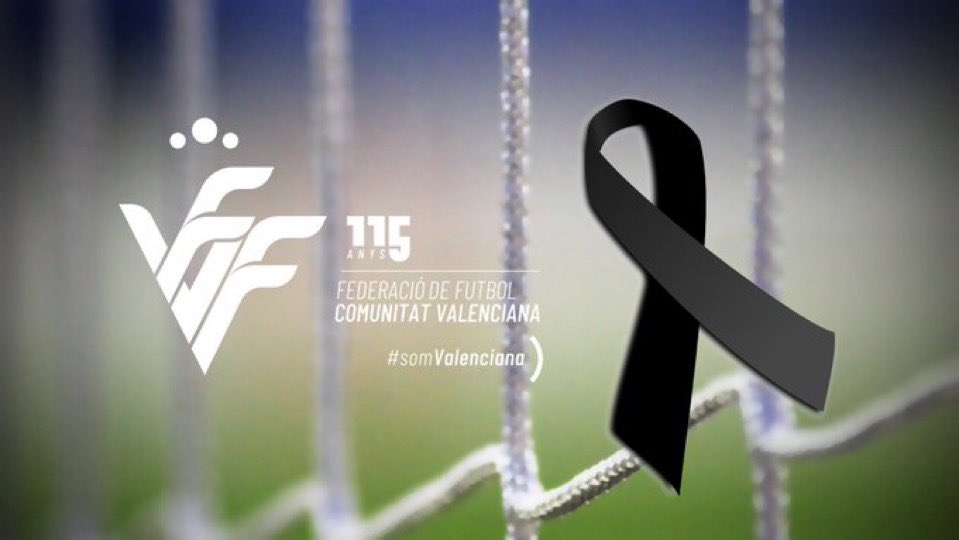 FFCV_info's tweet photo. OFICIAL |

🫶🏻 Minuto de silencio en todos los partidos del fin de semana en memoria de las víctimas de la dana 🖤

📎 https://t.co/No4K2rkktW

#SomFutbol #SomFutsal https://t.co/x2Qd6AeUGi