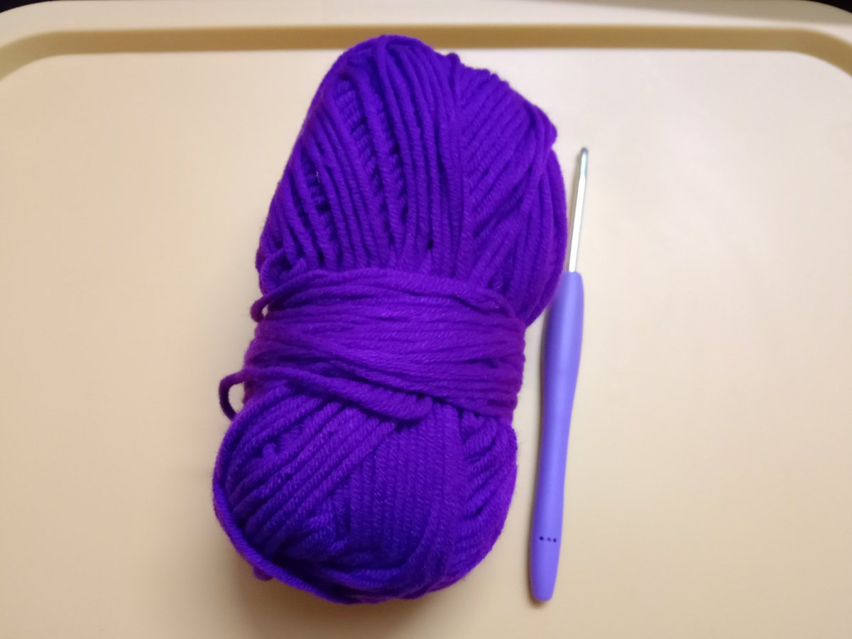rawrsa's tweet photo. Found unused yarn in my stash. I guess.. why not make Snuggles from #TheEssential 👀👀 https://t.co/5KgKCAZdiY
