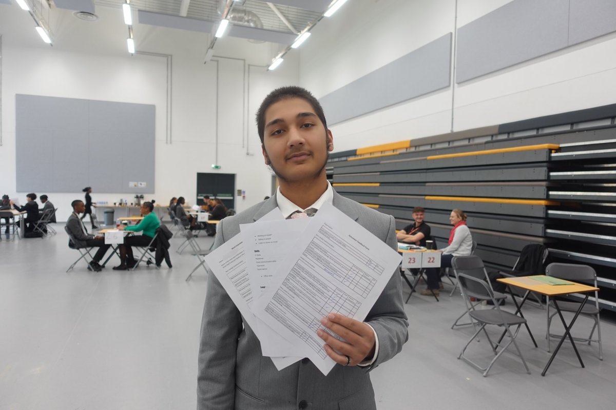 Latest News at CWS (@cwscroydon) on Twitter photo On Nov 13, Y10 took part in a Mock Interview event with 24 local business volunteers. They gained valuable insights & feedback on their CVs, Cover Letters and interview techniques, boosting confidence for upcoming interviews. A great step towards their futures! <a href="/GreenshawTrust/">Greenshaw Learning Trust</a> On Nov 13, Y10 took part in a Mock Interview event with 24 local business volunteers. They gained valuable insights & feedback on their CVs, Cover Letters and interview techniques, boosting confidence for upcoming interviews. A great step towards their futures! <a href="/GreenshawTrust/">Greenshaw Learning Trust</a>