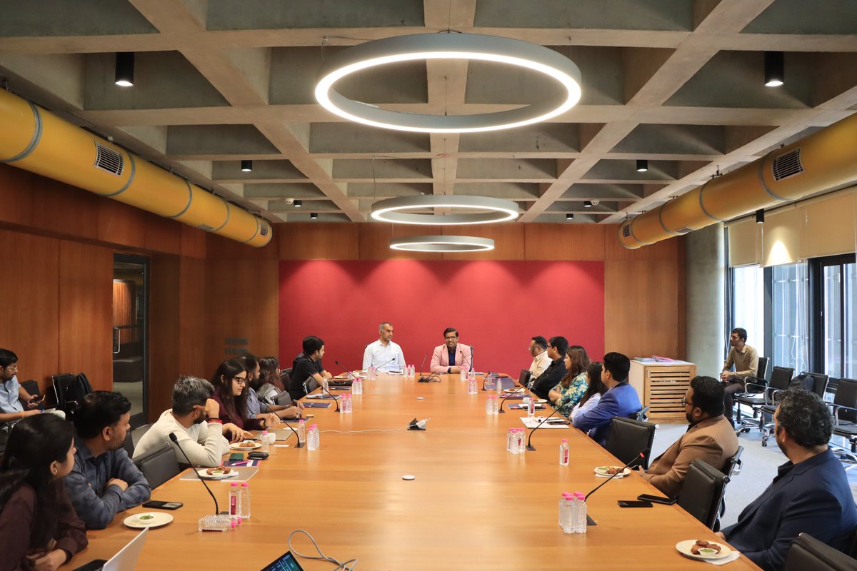 ihubgujarat's tweet photo. i-Hub in collaboration with @iseedirma @IRMAOfficial79 hosted an impact based event to connect early-stage startups with investors. Event began with an introductory session. Further deep dive pitching sessions took place, &amp; 26 startups to 18 investors in one-on-one interactions. https://t.co/ICP9Y38ydZ