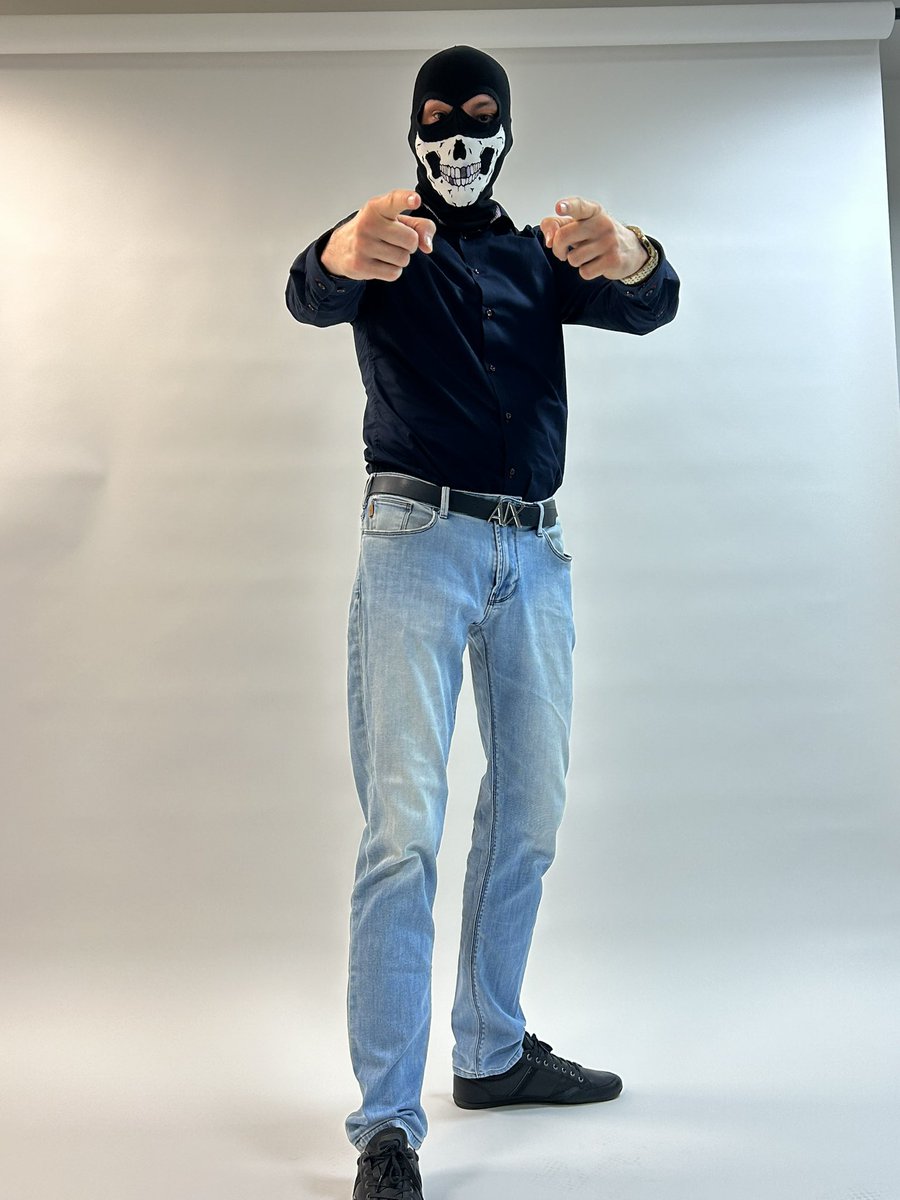 Mr Green tweet media