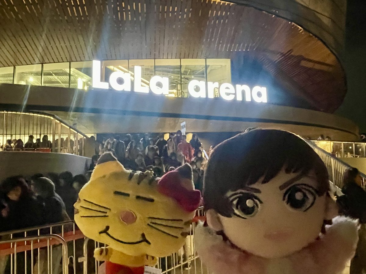 greenxmagic's tweet photo. NEWSってさ、MCおもしろいよね。最後の挨拶も良かったし首都圏公演(千葉)たのしかった！！！！あっちむく！！！！労働がんばる！！！！ https://t.co/Zbu1rgRw6I