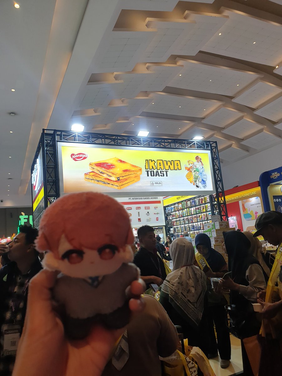 Not plave related but moots kalo besok ada yg mau dateng ke JIExpo Kemayoran yukkk dateng ke booth Ikawa Toast Naraya di hall B3 🥺❤️

I designed and illustrated the characters and hope you'll love them just as much as I do😘
Launching bulan depan di (hampir) seluruh Indonesia!!!