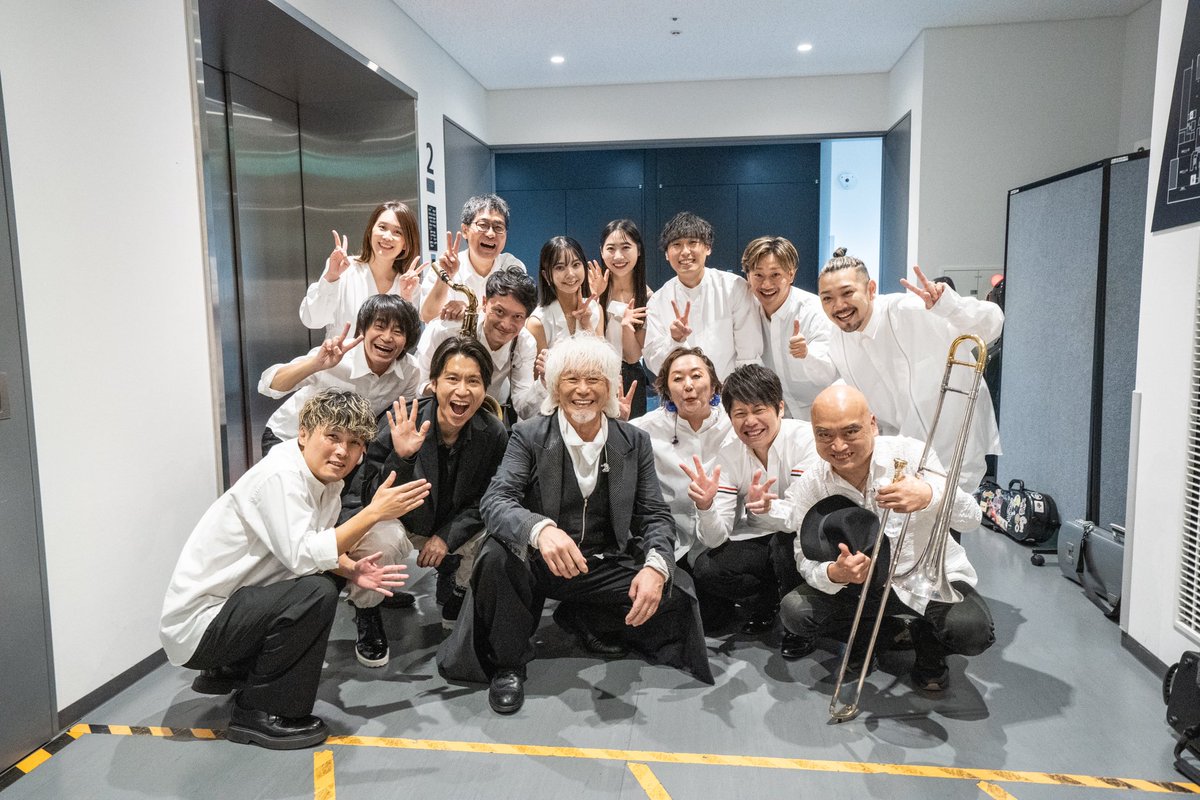 昨夜の余韻。
改めて良き旅でした◎
音が好きで人を知りたくなったり、この人面白いなぁと思って音楽の事を知りたくなったり、、
そういう中で自分の音を見つけていく時間が幸せでした。
ありがたい。
ありがとう。
#玉置浩二
#Resume