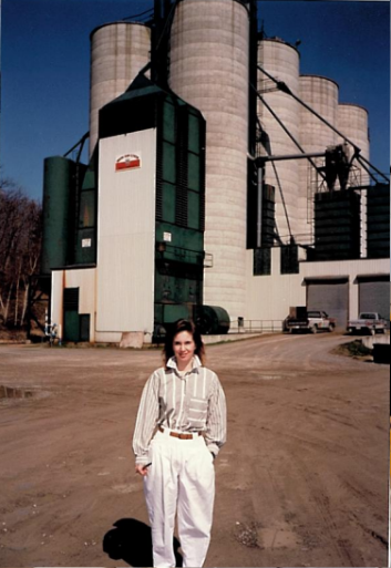 ParrishHeimbeck's tweet photo. As we celebrate 115 years in business, P&amp;H thanks all of the incredible women who contributed to our journey and continue to drive our success, from the field to the office. #WomenInAg #PH115 https://t.co/Ee0GTEUTjB