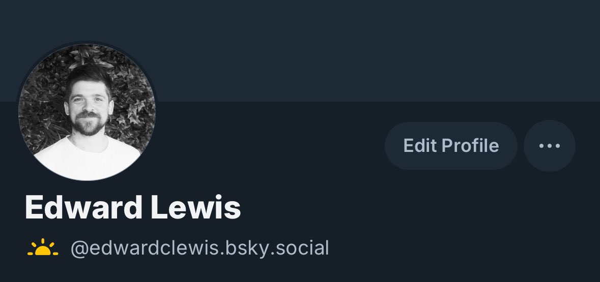 Edward Lewis tweet media