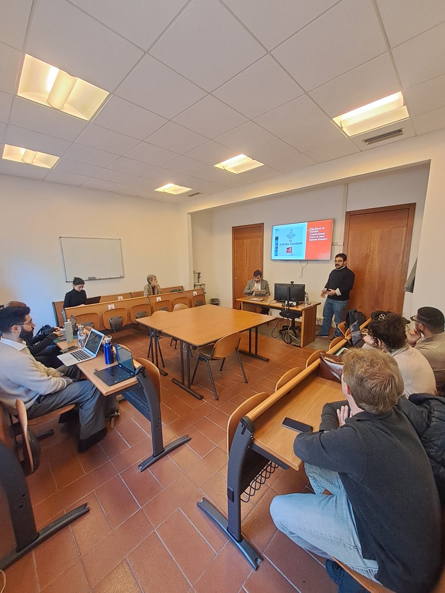 In questi mesi sono ospiti del DIPEC tre visiting researcher dalla Turchia
- Ahmet Erdem, PhD Student, Dokuz Eylül University
- Hüseyin Öztürk, PhD Student, Legal Sciences, University of Ankara
- Meltem Yılmaz, Galatasaray Üniversitesi
<a href="/unisiena/">Università di Siena</a> #unisi #unisilife