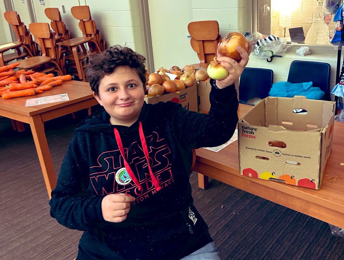 Rochelle Tkach 🌱 tweet media