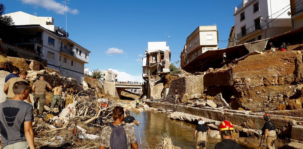 No crec en els desastres naturals sinó en els riscos desconeguts o ignorats per la població quan s'instal·la a llocs inestables, però sobretot deteste l'omissió de responsabilitat que tenen les administracions públiques quan ignoren i permeten aquests riscos. #DanaValencia