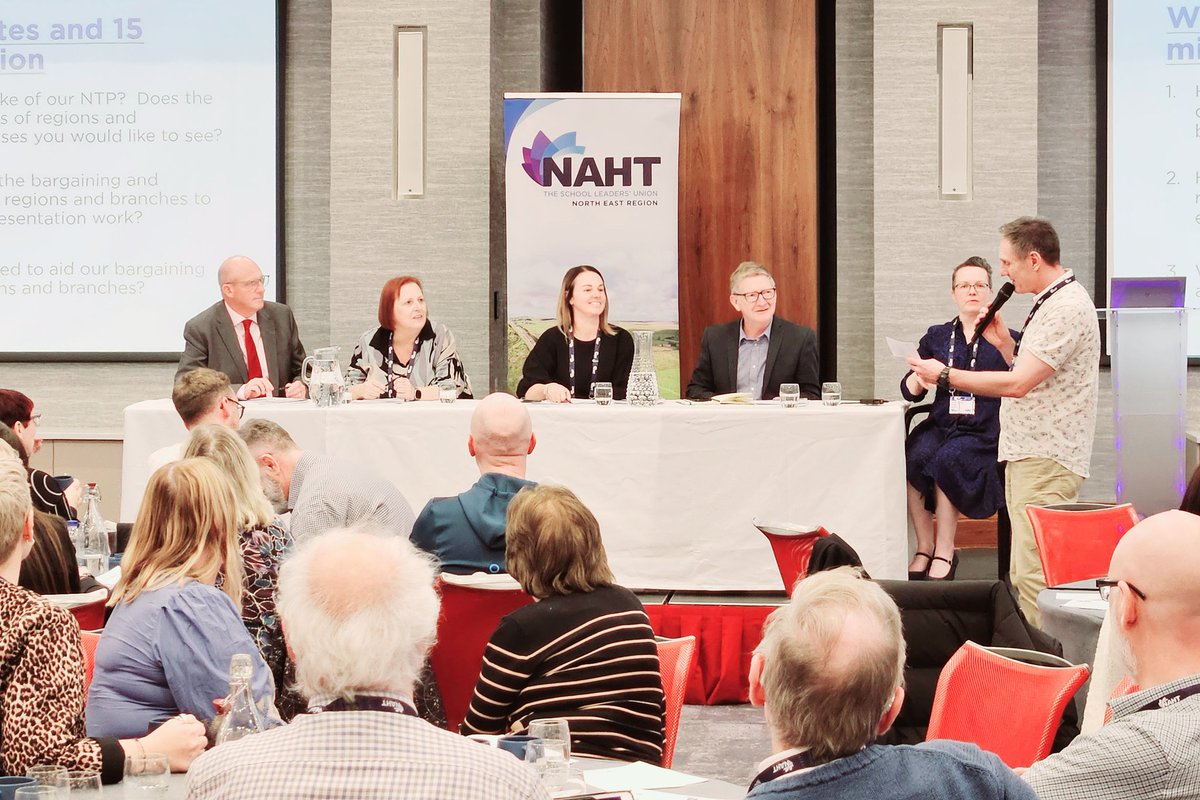 maximjkelly's tweet image. Panel discussion now with National President Rachel Younger, GS Paul Whiteman, AGS Rob Kelsall, National Treasuer Judith Stott, and National VP Angi Gibson #NAHTOfficials #NAHTOfficials2024 #ForTheirFuture ⬇️