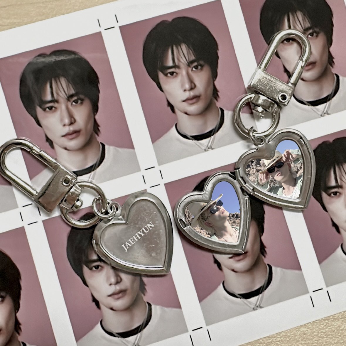 ddanggs's tweet photo. Open Pre order Dojaejung, NCT Dream Keyring

★ Heart Pendant Keyring NCT Dream ver Rp. 135.000 | Dp 97.000
*All members are possible
★ Heart pendant Keyring Dojaejung ver RP. 135.000 | Dp 97.000
★ Heart pendant Keyring Doyoung ver Rp. 135.000 | Dp 97.000
★ Heart pendant Jaehyun ver Rp. 135.000 | Dp 97.000
★ Heart pendant Keyring Jungwoo ver Rp. 135.000 | Dp 97.000
★ Dojaejung ID photos Rp 45.000 | Dp 25.000
★ Dojaejung Black Keyring 120.000 | Dp 92.000

**Not includes the pics inside the keyring

— Min 3 slot fix price

Close 23/11 15.00 WIB

✅️Emstax & Shipping
✅️Group order
❌️Packing
🛖Bandung

nct dream nct dojaejung keyring doyoung jaehyun jungwoo mark renjun jeno haechan jaemin chenle jisung wts wtb