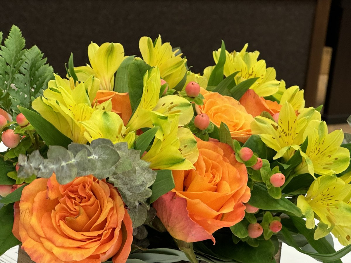 DrSDHoward's tweet photo. Thank you for all your work, Taylor! Also, we appreciate our @MidlandHigh_MHS floral design classes for providing the center pieces! https://t.co/2W8c39aoth