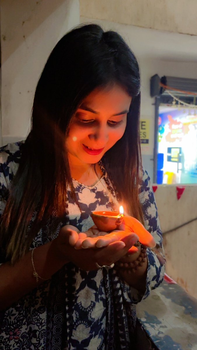 SamreenFatma24's tweet image. 'देव दिवाली' की ढेरों शुभकामनाएं 🪔 

#Bihar #diwali2024 #devdiwali2024 #picofday