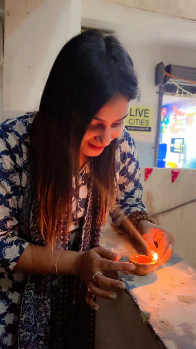SamreenFatma24's tweet image. 'देव दिवाली' की ढेरों शुभकामनाएं 🪔 

#Bihar #diwali2024 #devdiwali2024 #picofday