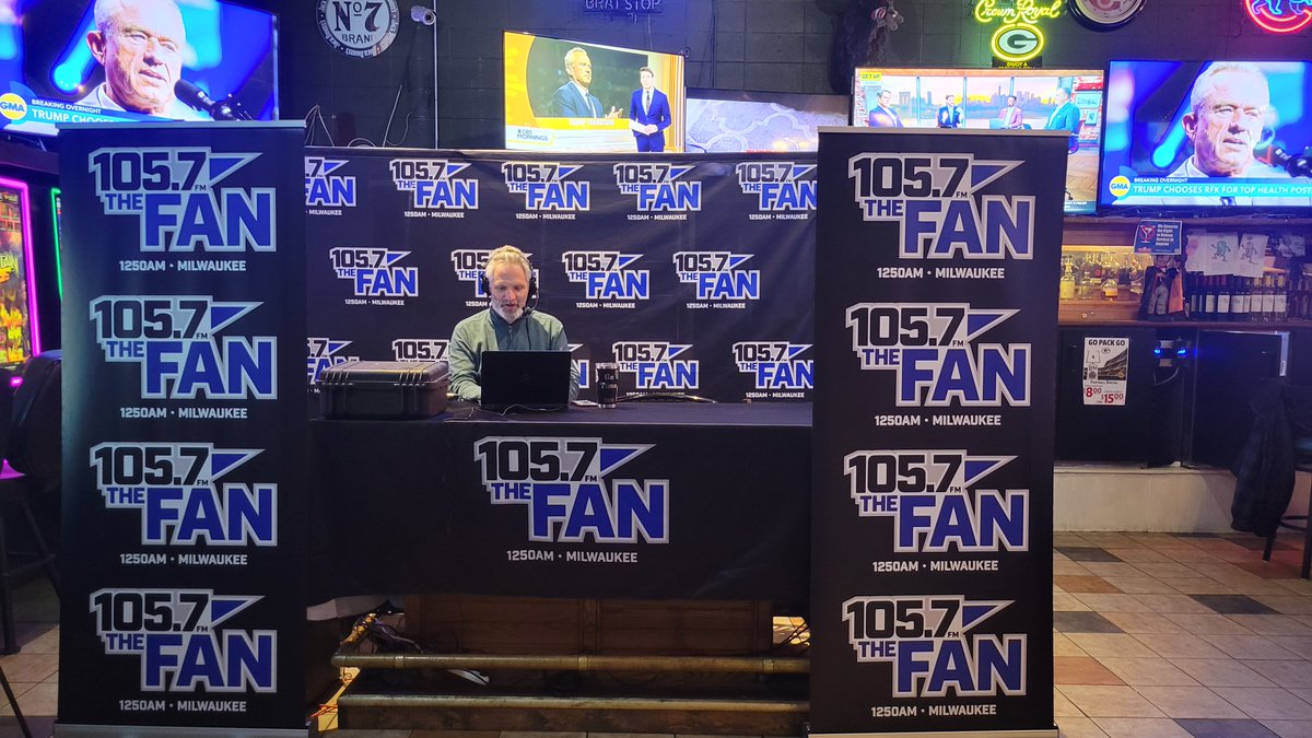 NOW LIVE ON #TheMasonCrosbyShow

Donny Shea (<a href="/slim_SheaD/">Donny Shea</a>) from Sporting News covering the Milwaukee #Bucks! Is it time to buy stock in Milwaukee?

Listen Live: thefanmilwaukee.com