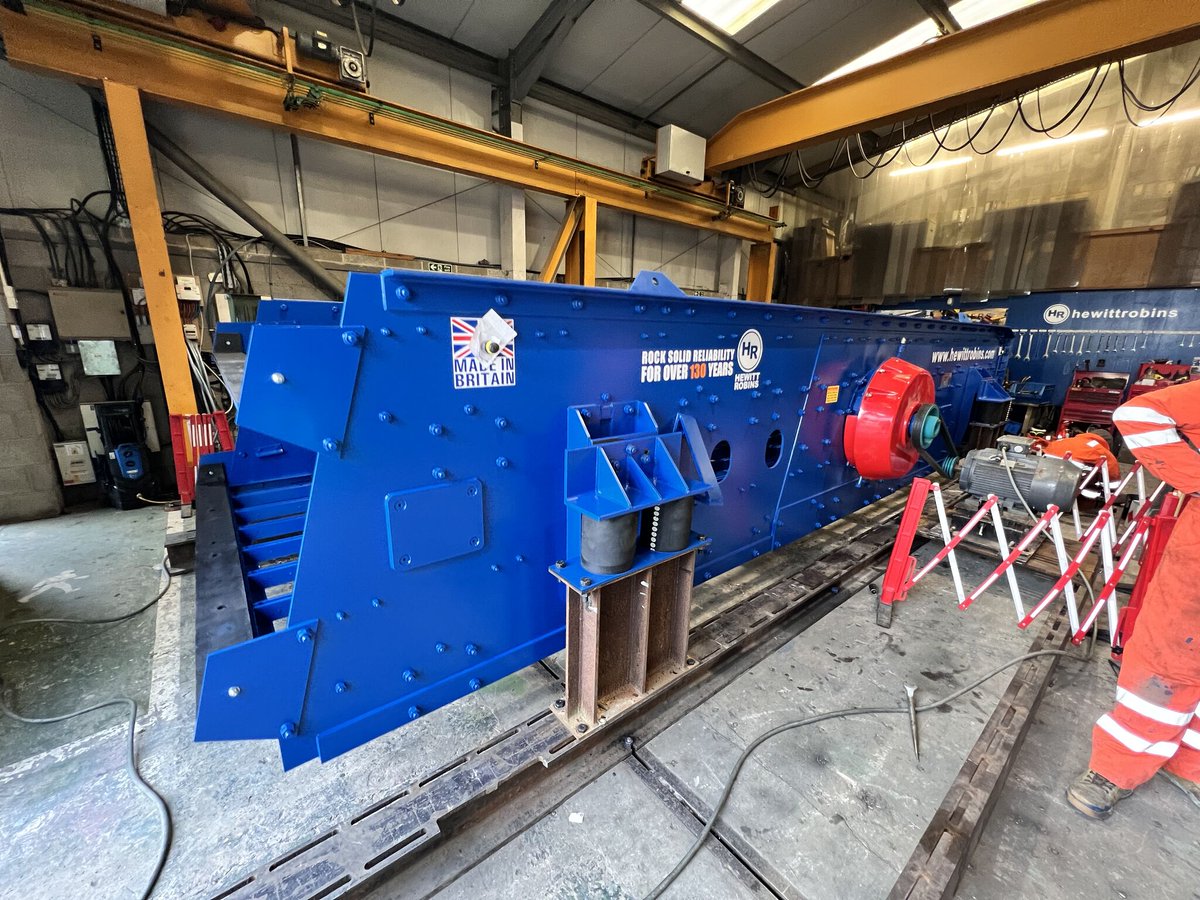 It's been a busy month so far at Hewitt Robins with a large amount of machines being dispatched. 

Now time for the mad rush before Christmas!

 #HewittRobins #Manufacturing #ChristmasRush #BusinessGrowth #MadetoMeasure #VibratingScreen #MadetoMeasure
