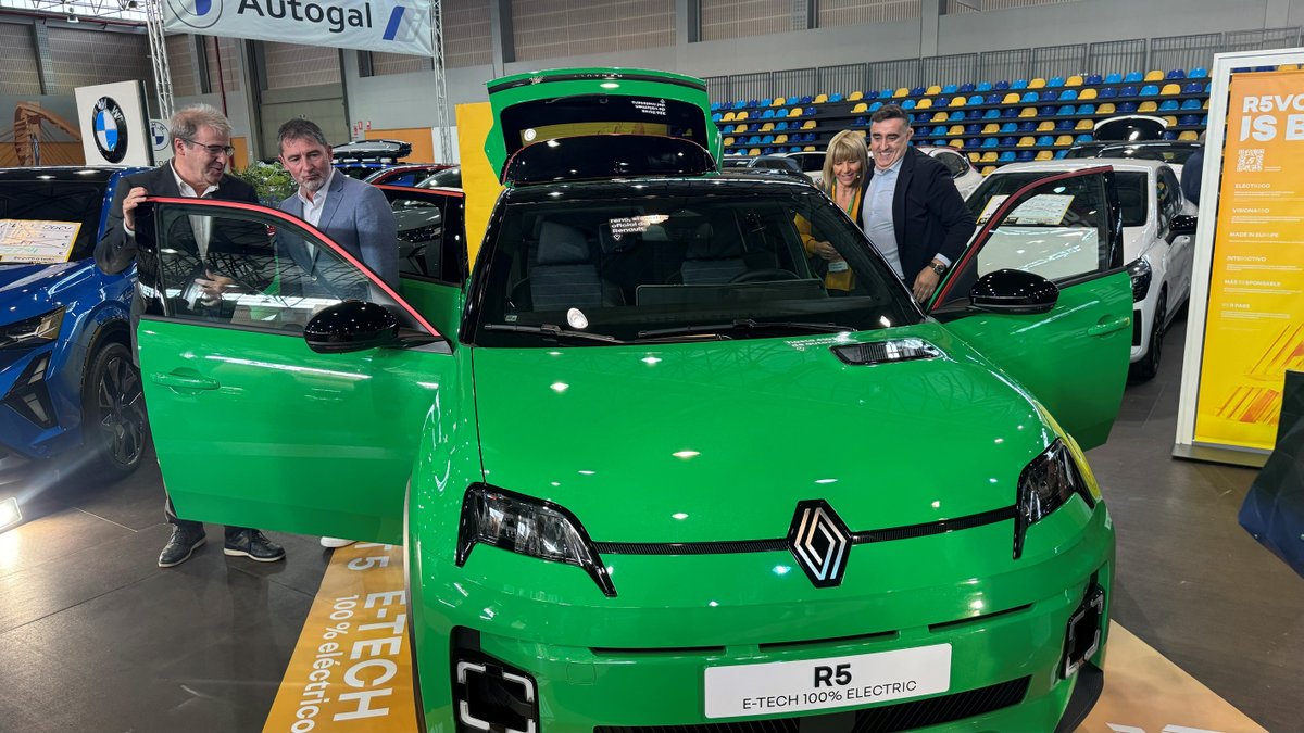 Os coches eléctricos e híbridos impóñense no 15º Salón do Automóbil – Vehículo Novo de <a href="/EXPOURENSE/">EXPOURENSE</a> 
16 concesionarios que representan a 25 marcas ofrecen ata este domingo importantes descontos e presentan 37 novidades no mercado
+ INFO: expourense.org/os-coches-elec…