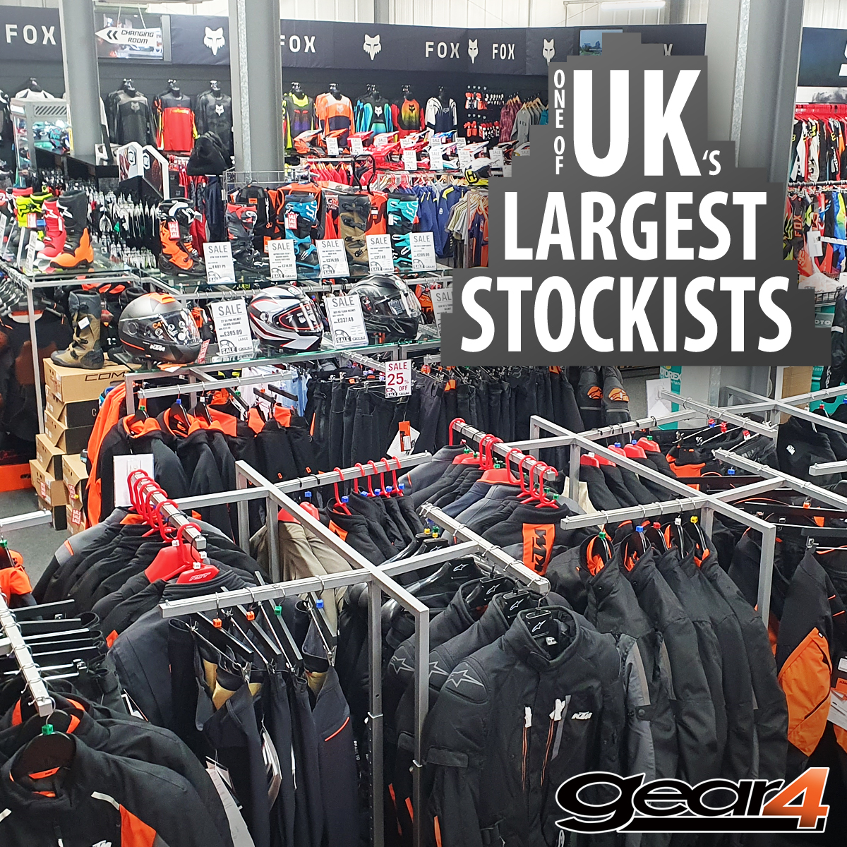 Gear4motorcycle's tweet photo. ⬛GET AHEAD OF BLACK FRIDAY WITH OUR JUST LOW PRICES!⬛
⚫Shop with us online for our lowest prices.
⚫Earn G4 points with every purchase.
⚫One of UK's largest stockists &amp; showrooms.
⚫Enjoy low Flat Rate Delivery to UK Mainland.  
🔗- https://t.co/OJ3jene3Eg https://t.co/b3fqKKFVMc