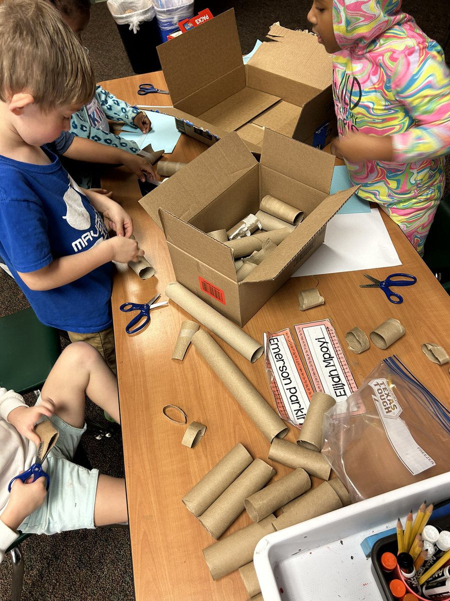 kim earixson tweet media