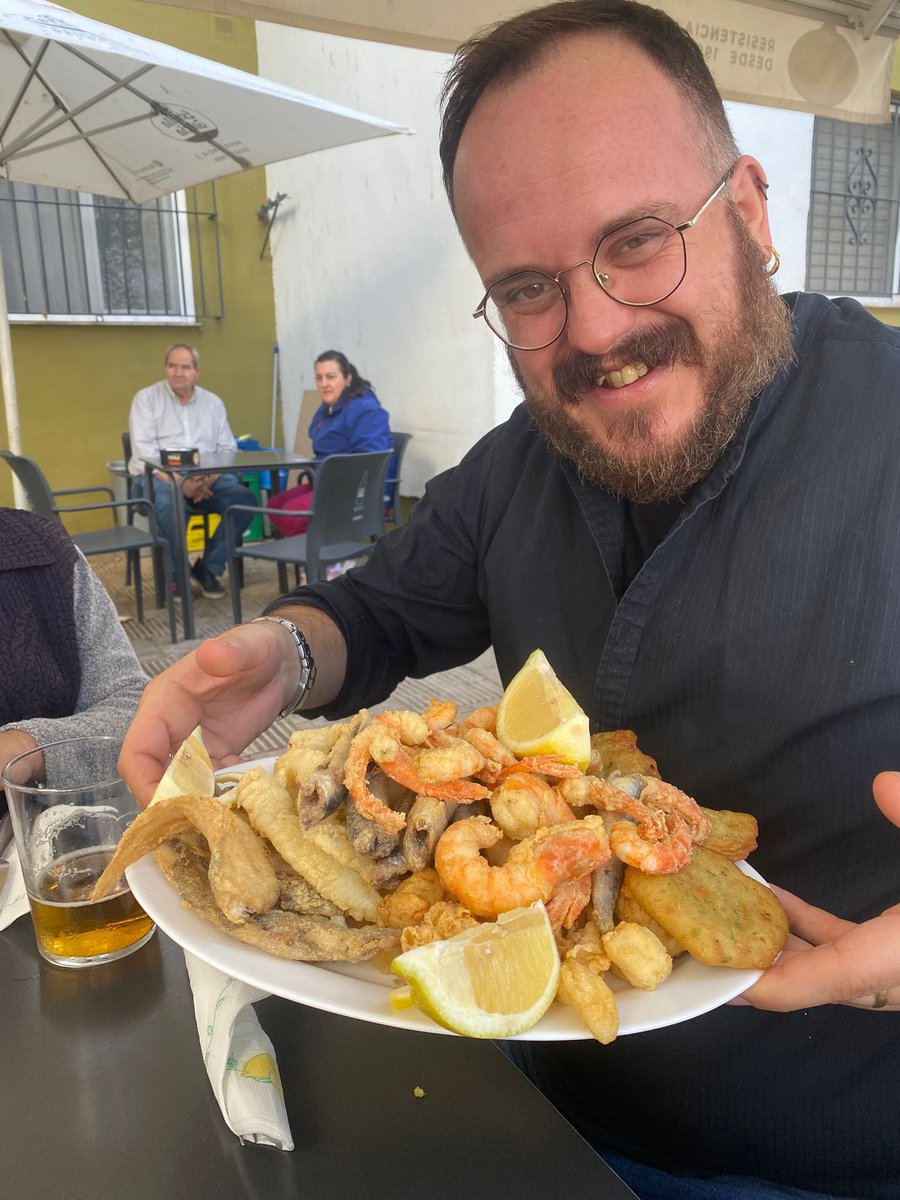 JethBlue's tweet image. Y lo que echa de menos uno el pescadito frito de mi tierra!!