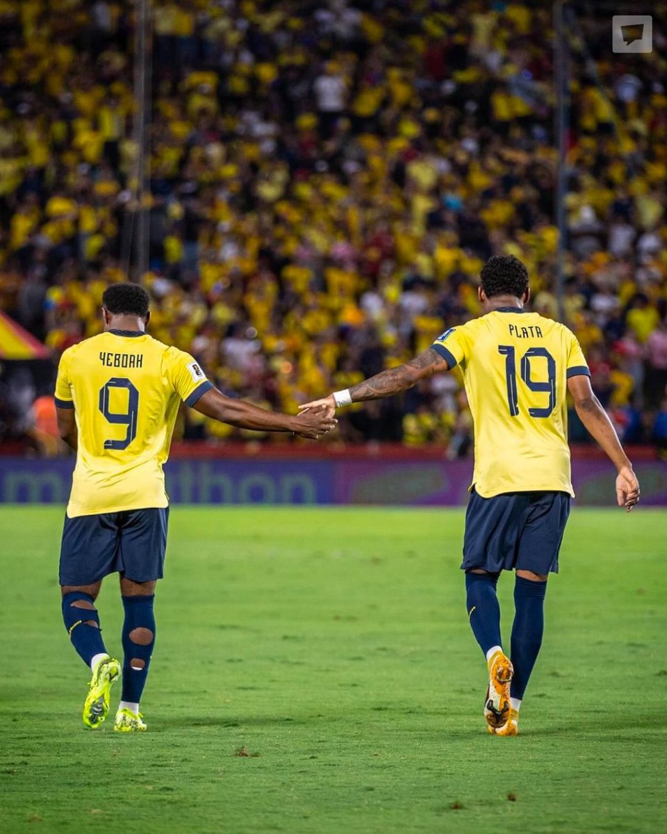 MrOFFSIDER's tweet photo. El verídico ECUADORIAN DREAM  🇪🇨 https://t.co/9l9iwiEadq