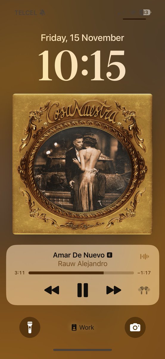 anamarquez01's tweet photo. de hecho le conte a rauw sobre el miedo de volver a amar a alguien y escribió esta obra de arte: https://t.co/7UKJ3KvLnx