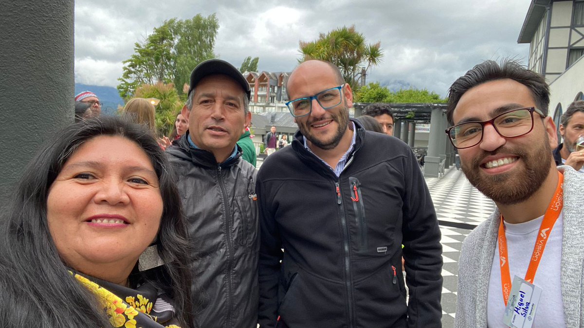 Vingenieros's tweet photo. Desde el día martes vivimos una muy linda experiencia en @araucaniatravelfest del cual fuimos #partner, en conjunto con muchos operadores turísticos de la #araucanía, de Atacama, de Arica, entre otras zonas de nuestro país país y el extranjero.

Gracias @BudiMapu https://t.co/BEV3X80i9b