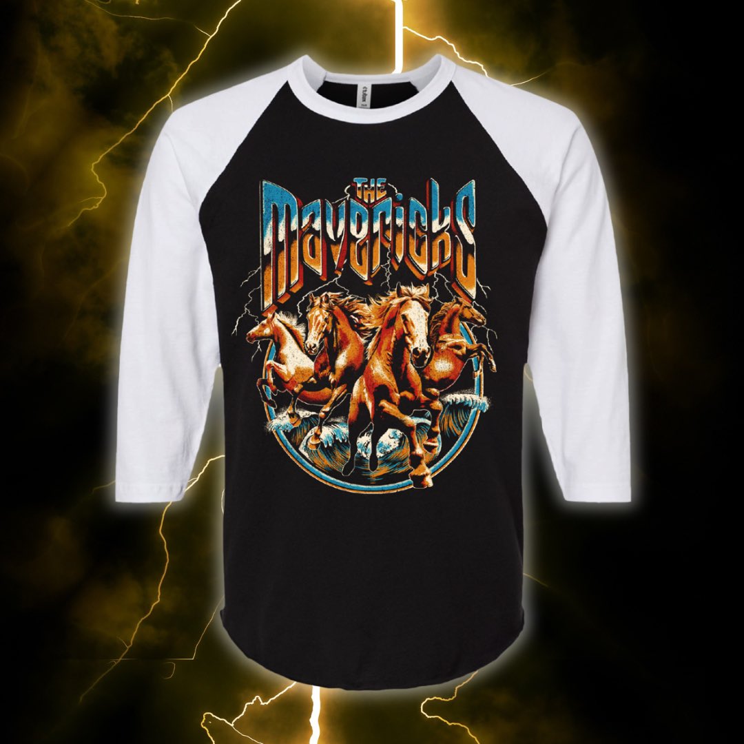 raulmalo01's tweet photo. NEW MERCH! Check out our latest Sonny the Bulldog Tees &amp; Raglans 🐾 + 4 Horses Raglans 🐴 available in the webstore! 

Head to https://t.co/DJTvZzNNQJ to shop now! 

#TheMavericks #NewMerchDrop https://t.co/V2ZGWaQwVl