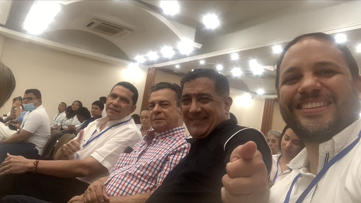 Jlreales.·. tweet media