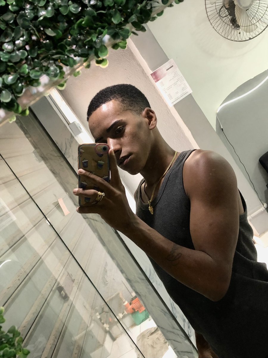 Nauak22's tweet photo. Uma paz q”só Sextou🥰🕊️ https://t.co/OsLPSsutGH